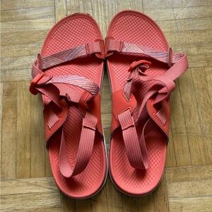 Coral patterned Chaco sandals